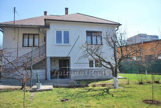 Detached house in Humenne
