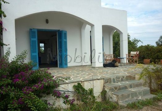 Detached house in Corinth