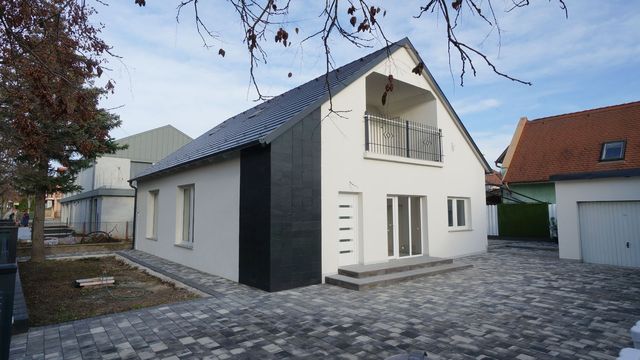 Detached house in Heviz