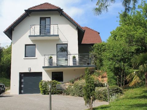 Villa in Divonne-les-Bains