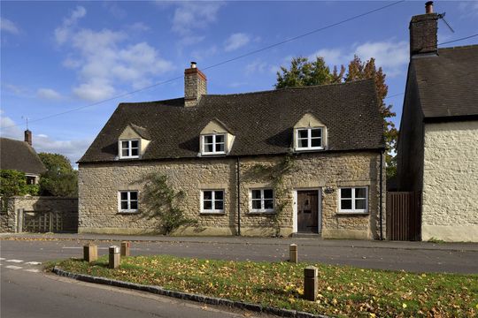 House in Bletchingdon