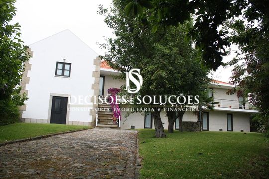 Detached house in Viana do Castelo