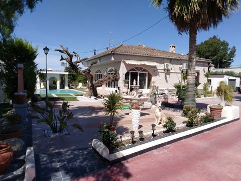 Villa in Crevillente