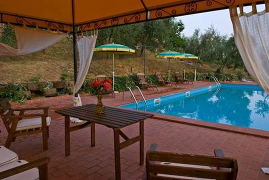Detached house in Montecatini Val di Cecina