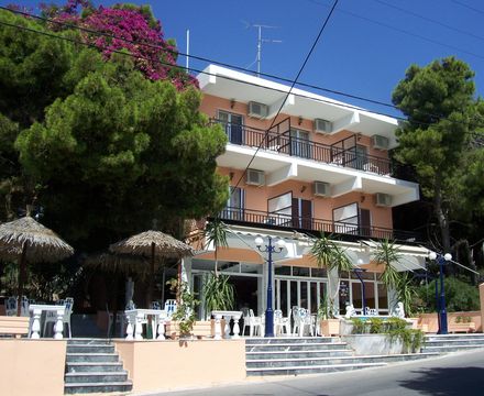 Hotel in Aegina