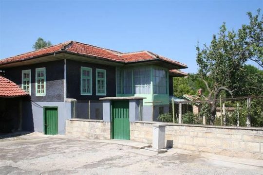Detached house in Provadiya