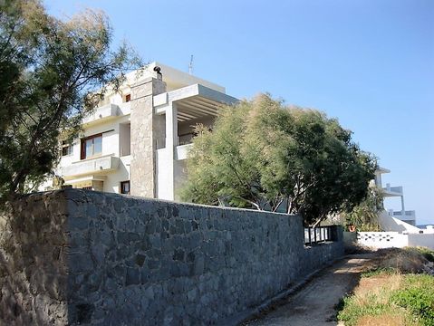 Detached house in Aegina