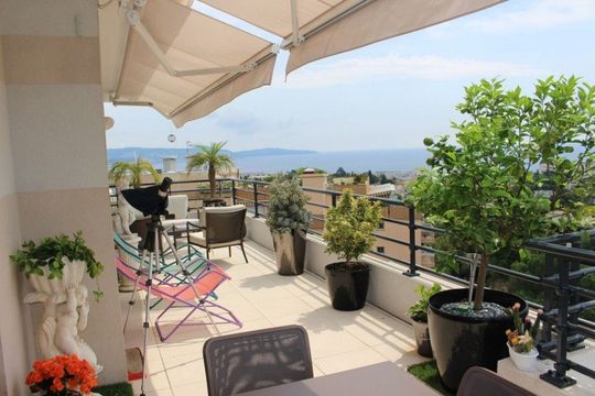 Penthouse in Nice