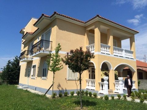 Villa in Qerret