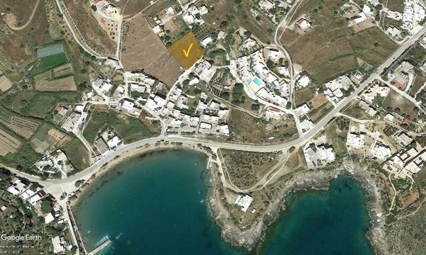 Land in Ano Syros
