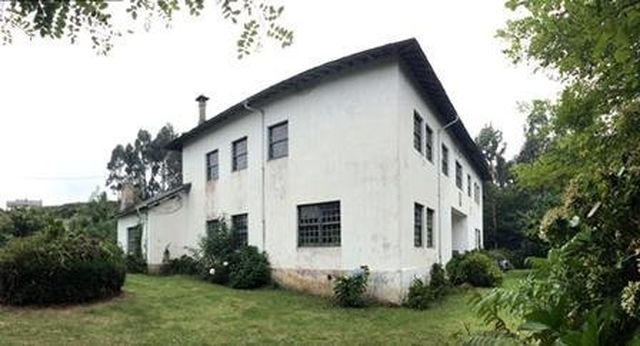 Villa in Navia
