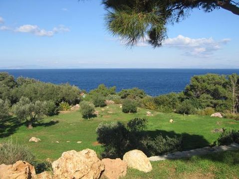 Land in Samos
