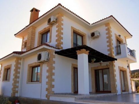 Villa in Kayalar