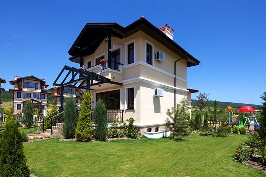 Villa in Kosharitsa
