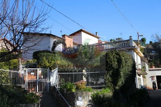 Detached house in San Remo