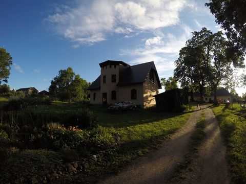 Villa in Dzirciems