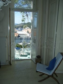 Detached house in Poros