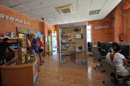 Commercial in Cabo Roig