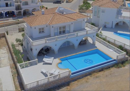 Villa in Kyrenia (Girne)