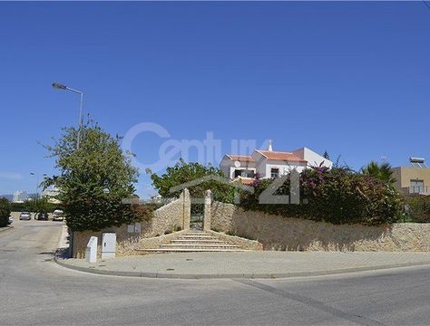 Detached house in Portimao