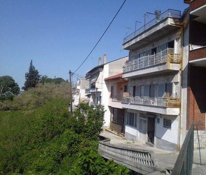 Detached house in Naousa