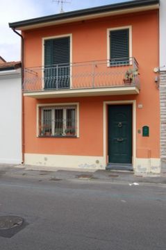 Townhouse in Viareggio