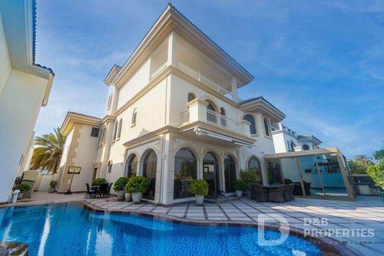 Villa in Palm Jumeirah