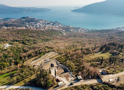 Land in Herceg Novi