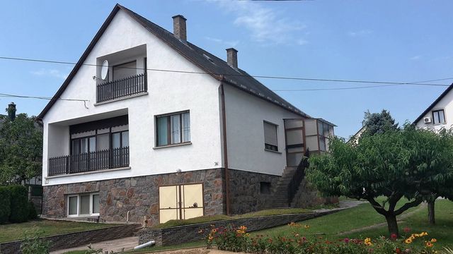 Detached house in Geresdlak
