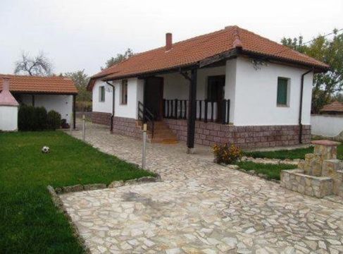 Detached house in Dobrich