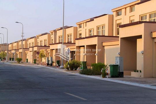 Villa in Al Karamah